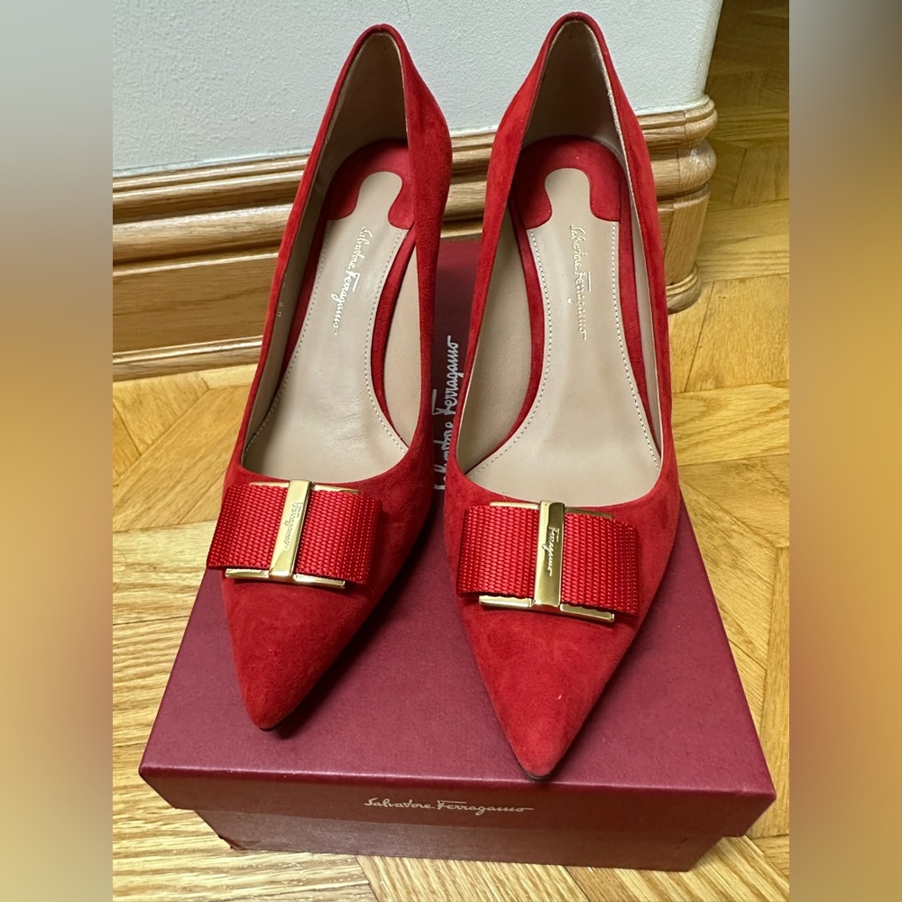 Ferragamo suede pumps